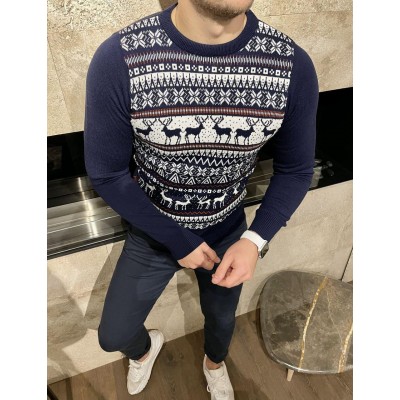 Шерстяной новогодний свитер с оленями  5641