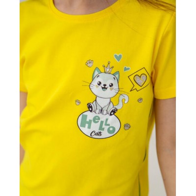 Желтый комплект с шортами на девочку - котик