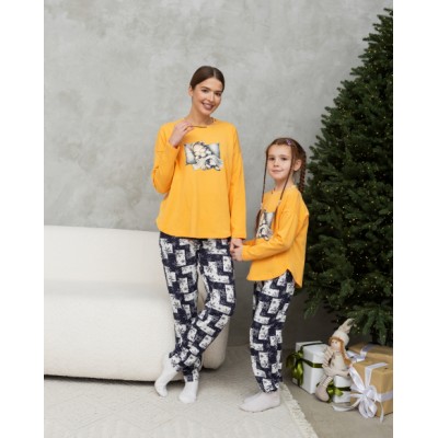 Пижама на девочку подростка - штаны в снежинки - Family look мама/дочка
