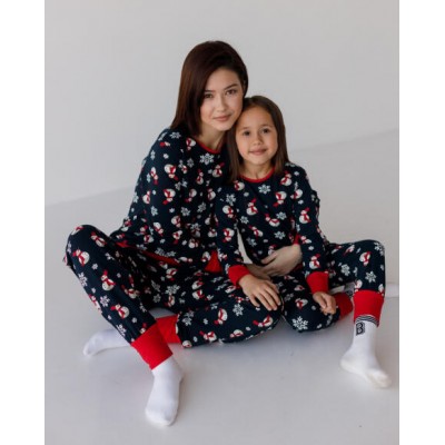 Новорічна піжама на дівчинку Family look зі штанами - маленькі сніговики