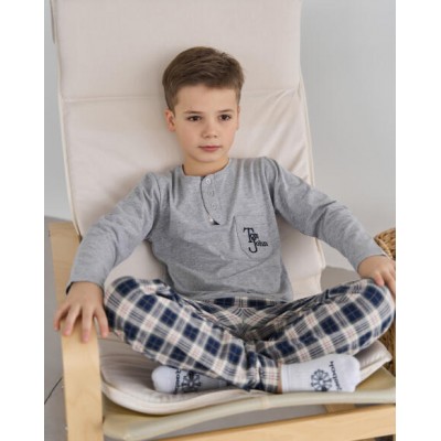Детская пижама для мальчика - штаны в клетку