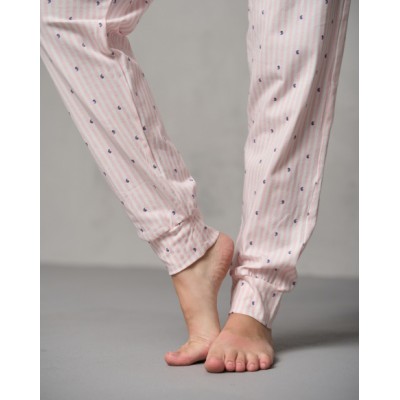 Женская пижама на пуговицах со штанами  -  нежный горошек